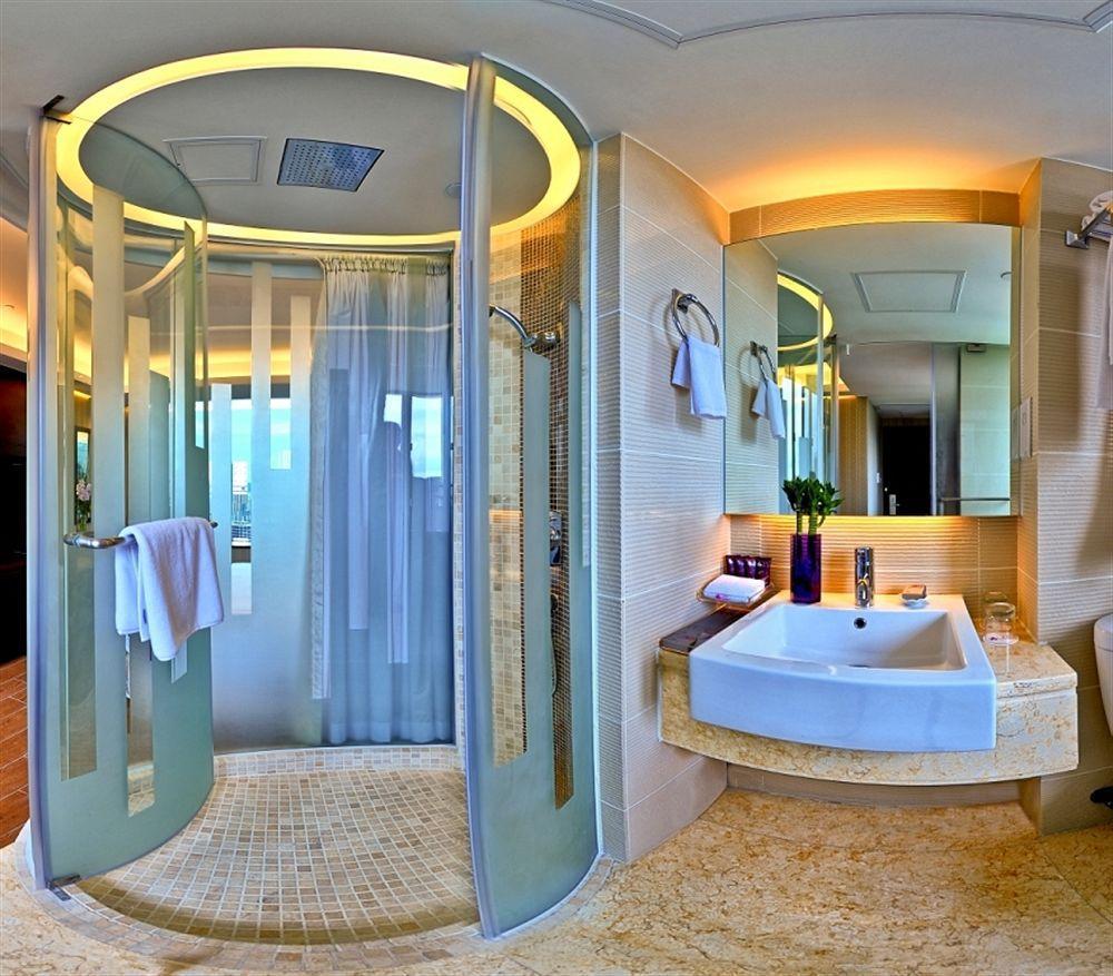 The Bauhinia Hotel - Central Hong Kong Exterior foto